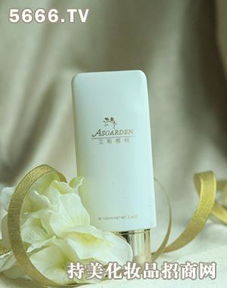 舒爽控油潔面乳 雅創(chuàng)化妝品帶來(lái)的個(gè)人衛(wèi)生新體驗(yàn)